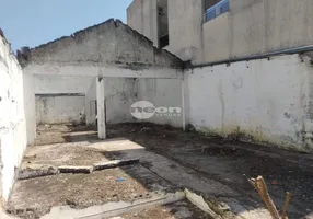 Foto 1 de Lote/Terreno à venda, 212m² em Santa Terezinha, Santo André