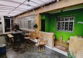Foto 1 de Casa com 2 Quartos à venda, 140m² em  Vila Valqueire, Rio de Janeiro