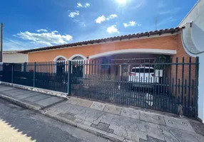 Foto 1 de Casa com 3 Quartos à venda, 217m² em Centro, Itatinga