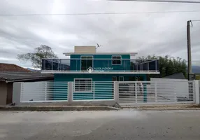 Foto 1 de Casa com 3 Quartos à venda, 210m² em Praia da Gamboa, Garopaba