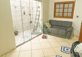 Foto 1 de Casa com 2 Quartos à venda, 140m² em Santa Rita, Nova Odessa