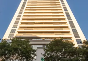 Foto 1 de Apartamento com 1 Quarto para alugar, 46m² em Centro Cívico, Curitiba