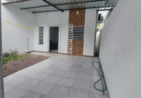 Foto 1 de Casa com 2 Quartos à venda, 110m² em Jardim das Flores, Osasco