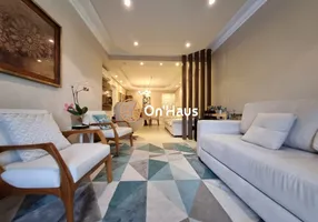 Foto 1 de Apartamento com 3 Quartos à venda, 136m² em Centro, Florianópolis