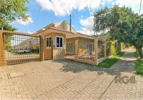 Foto 1 de Casa de Condomínio com 2 Quartos à venda, 100m² em Aberta dos Morros, Porto Alegre