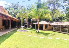 Foto 1 de Fazenda/Sítio com 3 Quartos à venda, 40000m² em Centro, Jaboticatubas