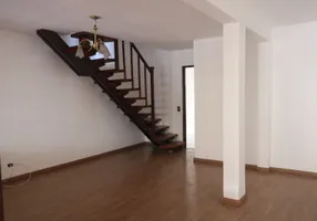 Foto 1 de Casa de Condomínio com 3 Quartos à venda, 150m² em Vila Prel, São Paulo