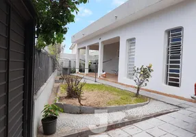 Foto 1 de Casa com 3 Quartos à venda, 194m² em Centro, Caraguatatuba