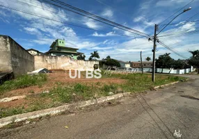 Foto 1 de Lote/Terreno à venda, 381m² em Parque Industrial de Goiânia, Goiânia