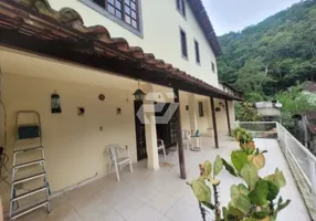 Foto 1 de Casa com 3 Quartos à venda, 318m² em Taquara, Rio de Janeiro