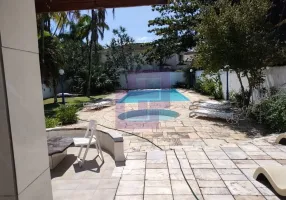 Foto 1 de Sobrado com 5 Quartos à venda, 450m² em Jardim Virgínia , Guarujá