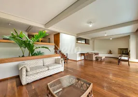 Foto 1 de Casa com 5 Quartos para alugar, 900m² em Brooklin, São Paulo