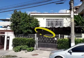 Foto 1 de Casa com 3 Quartos à venda, 300m² em Jardim Carmel, Cotia