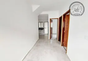Foto 1 de Casa de Condomínio com 2 Quartos à venda, 51m² em Mirim, Praia Grande