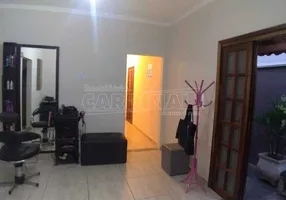 Foto 1 de Casa com 2 Quartos à venda, 206m² em Jardim Pinheiros, Araraquara