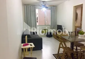 Foto 1 de Flat com 1 Quarto à venda, 51m² em Centro, Rio de Janeiro