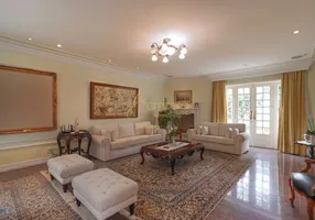 Foto 1 de Casa com 4 Quartos à venda, 559m² em Caxingui, São Paulo