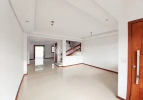 Foto 1 de Casa com 3 Quartos à venda, 120m² em Guarujá, Porto Alegre