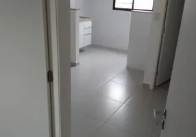 Foto 1 de Apartamento com 1 Quarto para alugar, 27m² em Jardim Guarulhos, Guarulhos