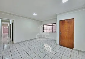 Foto 1 de Casa com 3 Quartos para alugar, 125m² em Jardim Sumare, Ribeirão Preto