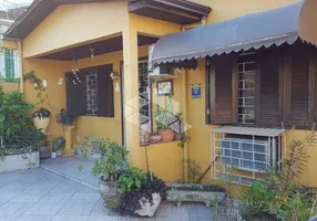 Foto 1 de Casa com 4 Quartos à venda, 172m² em Jardim Itú Sabará, Porto Alegre
