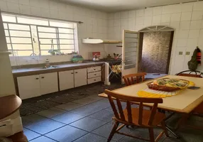 Foto 1 de Casa com 3 Quartos à venda, 190m² em Vila Paiva, São Paulo