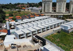 Foto 1 de Casa de Condomínio com 3 Quartos à venda, 155m² em Alto da Glória, Goiânia