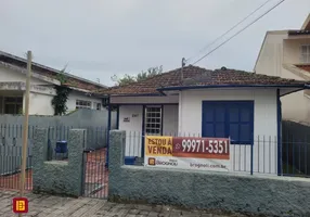 Foto 1 de Casa com 4 Quartos à venda, 216m² em Balneário, Florianópolis