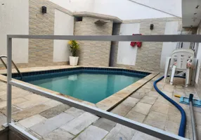 Foto 1 de Casa com 3 Quartos à venda, 225m² em Padre Miguel, Rio de Janeiro