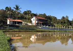 Foto 1 de Fazenda/Sítio com 3 Quartos à venda, 450m² em Biritiba Ussu, Mogi das Cruzes