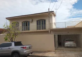 Foto 1 de Sobrado com 3 Quartos à venda, 140m² em Vila Novaes, São José do Rio Preto