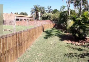 Foto 1 de Fazenda/Sítio com 2 Quartos à venda, 220m² em Zona Rural, São José do Rio Preto