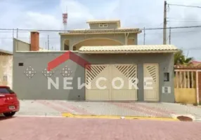 Foto 1 de Sobrado com 3 Quartos à venda, 204m² em Suarão, Itanhaém