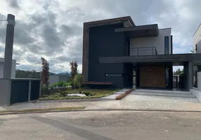 Foto 1 de Casa de Condomínio com 3 Quartos para venda ou aluguel, 230m² em Cezar de Souza, Mogi das Cruzes