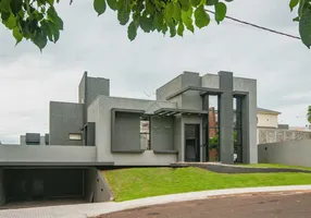 Foto 1 de Casa de Condomínio com 3 Quartos à venda, 261m² em Vila Shalon, Foz do Iguaçu