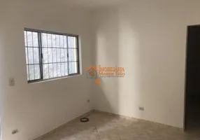Foto 1 de Casa com 1 Quarto para alugar, 50m² em Jardim do Papai, Guarulhos