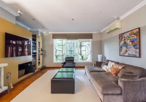 Foto 1 de Casa com 4 Quartos à venda, 680m² em Pacaembu, São Paulo