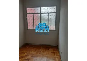 Foto 1 de Apartamento com 3 Quartos à venda, 54m² em Sampaio, Rio de Janeiro