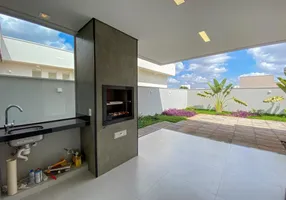 Foto 1 de Casa de Condomínio com 3 Quartos à venda, 175m² em Varanda Sul, Uberlândia