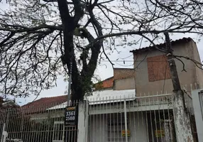 Foto 1 de Casa com 4 Quartos à venda, 80m² em Passo da Areia, Porto Alegre