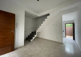 Foto 1 de Casa de Condomínio com 2 Quartos à venda, 80m² em Balneário Gaivotas, Itanhaém