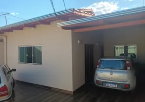 Foto 1 de Casa com 3 Quartos à venda, 100m² em Três Marias , Goiânia