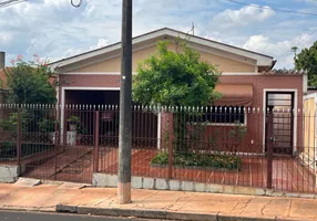 Foto 1 de Casa com 3 Quartos à venda, 189m² em Vila Melhado, Araraquara