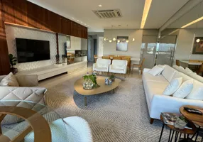Foto 1 de Apartamento com 3 Quartos à venda, 142m² em Madalena, Recife