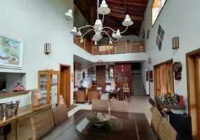 Foto 1 de Casa de Condomínio com 4 Quartos à venda, 510m² em Chacara Vale do Rio Cotia, Carapicuíba