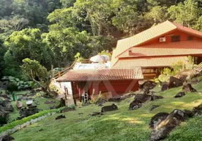 Foto 1 de Casa de Condomínio com 4 Quartos para alugar, 500m² em Correas, Petrópolis