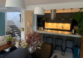 Foto 1 de Casa com 3 Quartos à venda, 207m² em Córrego Grande, Florianópolis