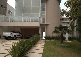 Foto 1 de Sobrado com 3 Quartos à venda, 300m² em Paisagem Renoir, Cotia