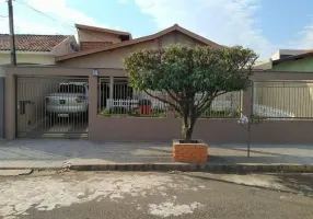 Foto 1 de Casa com 3 Quartos à venda, 200m² em Santa Monica, Londrina