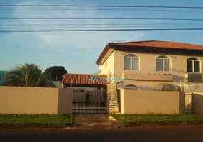 Foto 1 de Sobrado com 3 Quartos à venda, 224m² em Centro, Cascavel